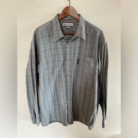 Set of Two Columbia Button Down Plaid Shirts - Picture 4 of 11